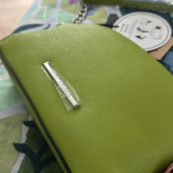 NWT Steve Madden Mini Dome Crossbody Bag with Scarf- Lime Green - Picture 8 of 10